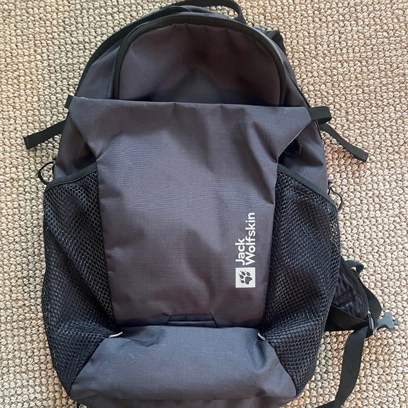 Jack Wolfskin Velocity 20 L Daypack - Picture 1 of 11